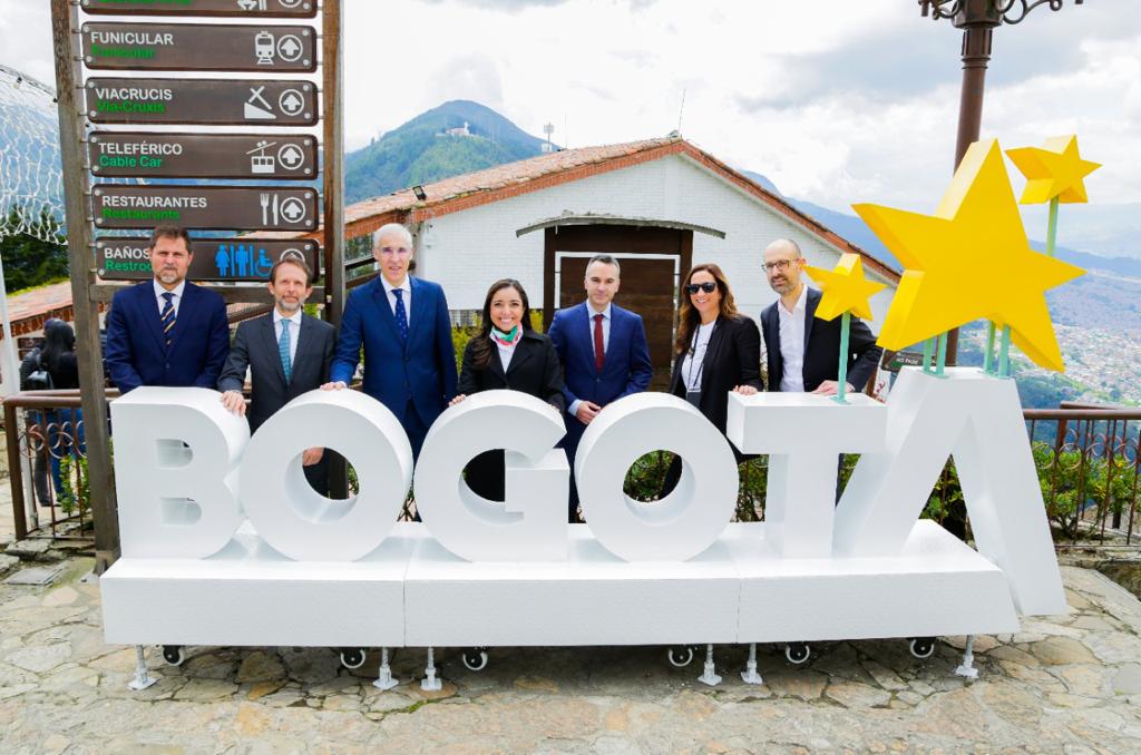Gobiernos de Galicia y Colombia inauguran en Monserrate el Hito Xacobeo, símbolo del Camino de Santiago de Compostela