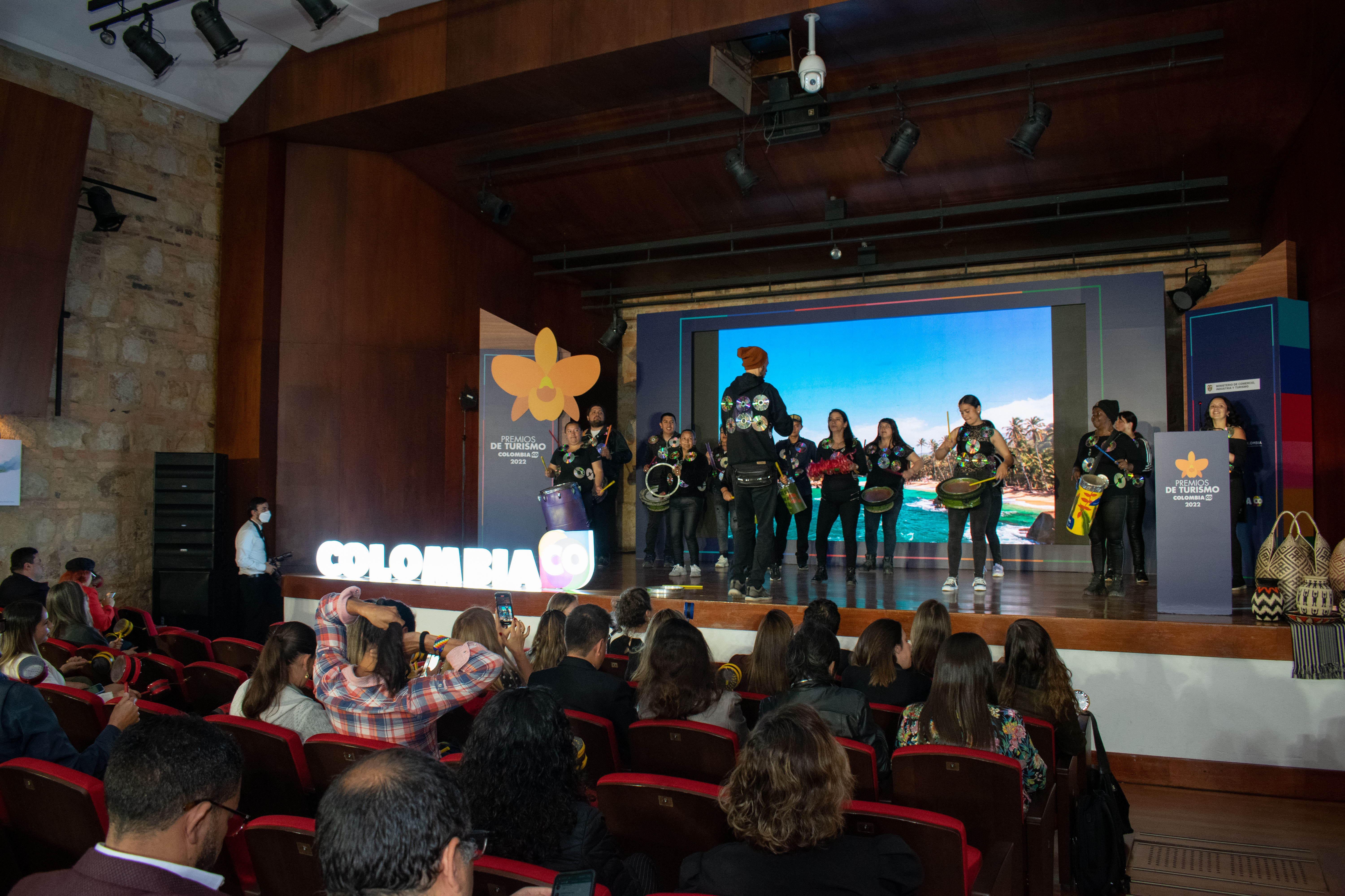 Bogotá gana premio en la categoría Atracción de Eventos en Equipo