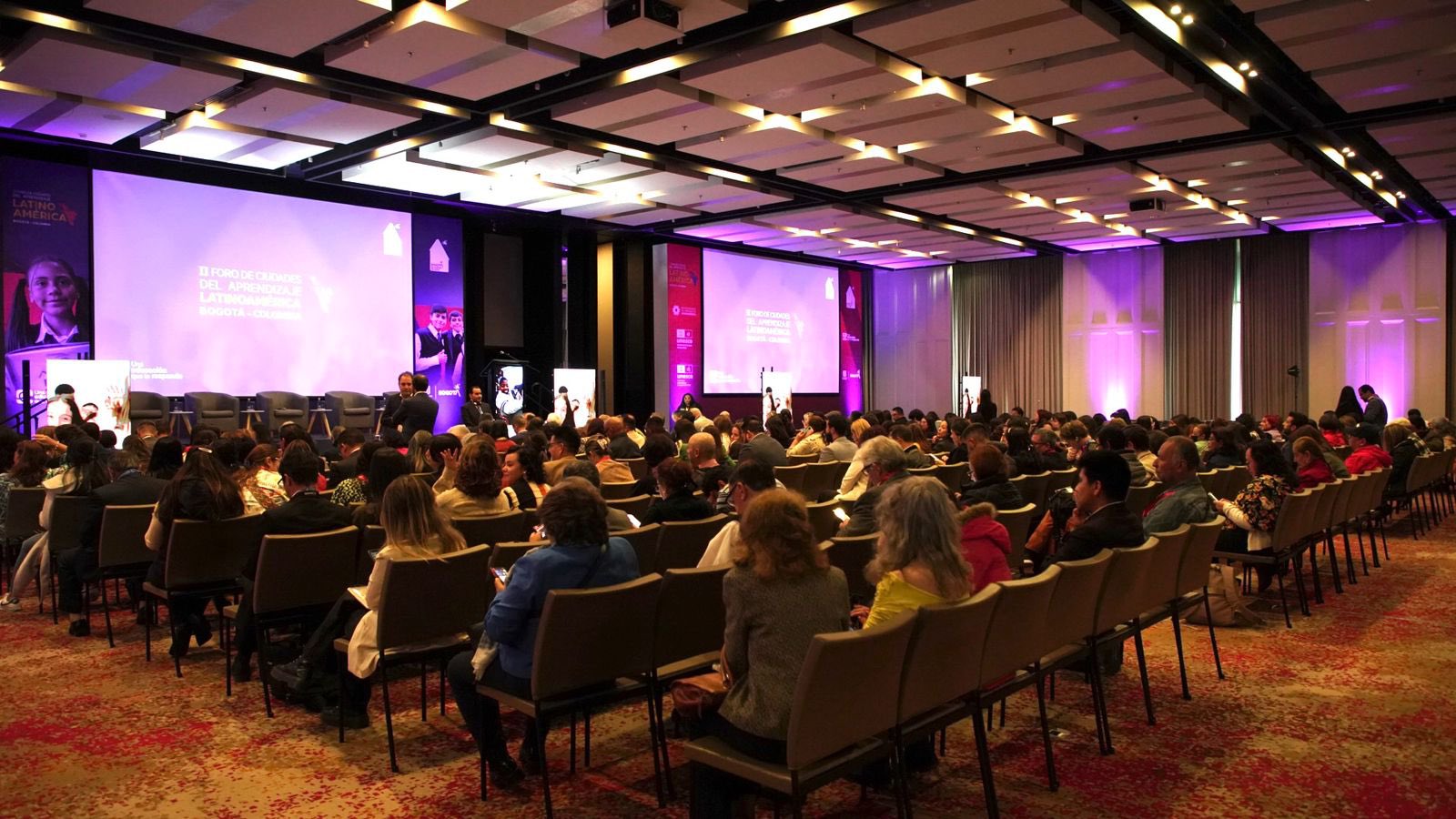 Bogotá se posiciona como un centro de desarrollo de turismo y reuniones de negocios al ser sede del II Foro de Ciudades del Aprendizaje de Latinoamérica 2024