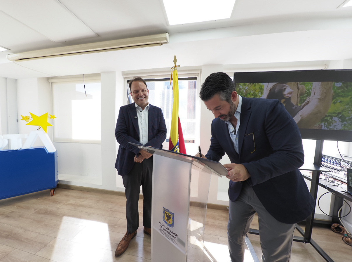 Bogotá implementa nuevas alianzas estratégicas con Airbnb para promover un turismo responsable y sostenible
