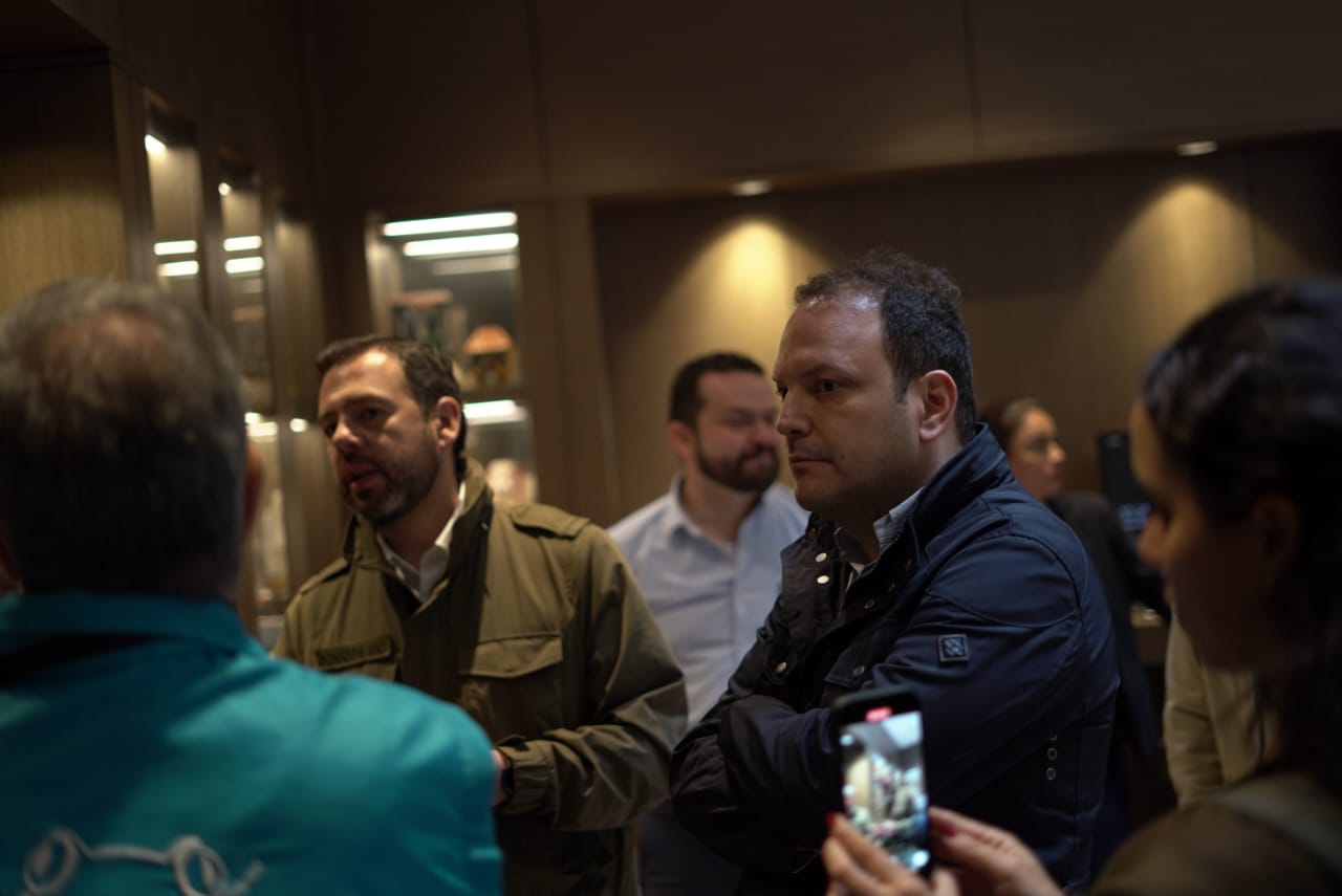 Alcalde Galán y Director de Turismo de Bogotá visitan hoteles para revisar medidas de conservación del agua