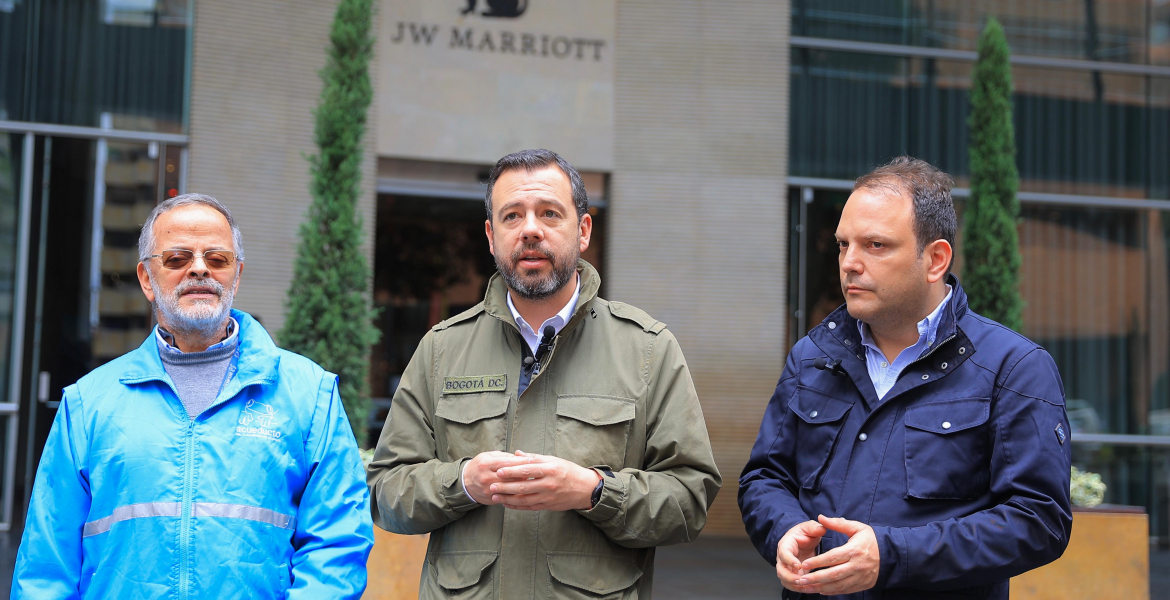 Alcalde Galán y Director de Turismo de Bogotá visitan hoteles para revisar medidas de conservación del agua