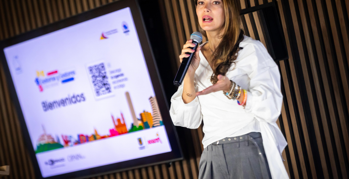 Bogotá presenta su modelo turístico como ejemplo de gobernanza colaborativa a gestoras sociales del país