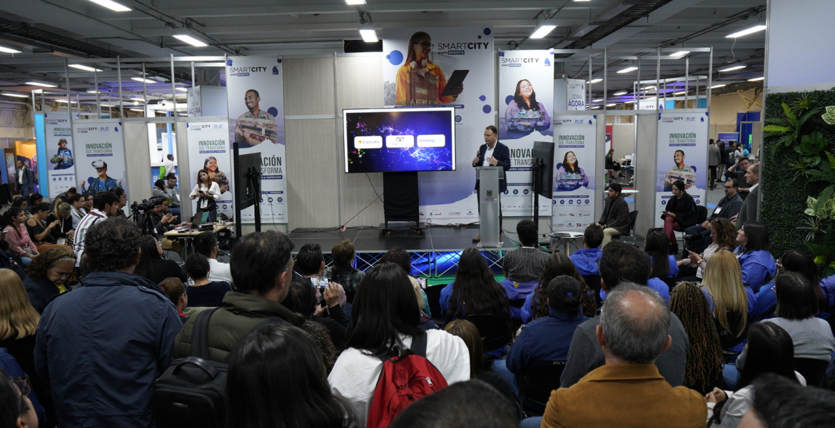 Oficina de turismo de Bogotá, primera entidad del país en utilizar IA generativa para mejorar la experiencia de turistas con nuevo ChatBot ‘Candelaria’