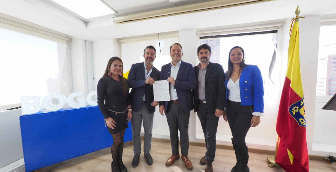 Bogotá implementa nuevas alianzas estratégicas con Airbnb para promover un turismo responsable y sostenible