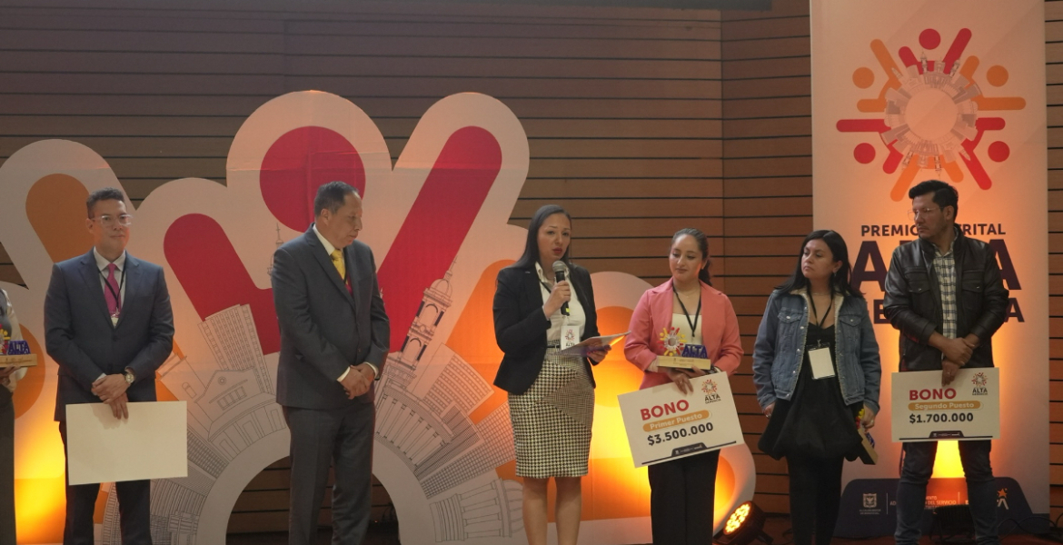 Turismo Bogotá recibe seis reconocimientos por su liderazgo en la gestión y compromiso con la excelencia