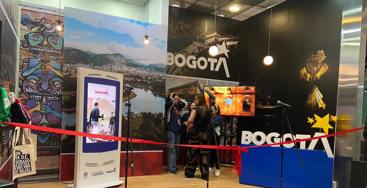 Con nuevo Punto de Atención al Turista Internacional en Aeropuerto El Dorado se consolida una nueva era en la bienvenida a los viajeros