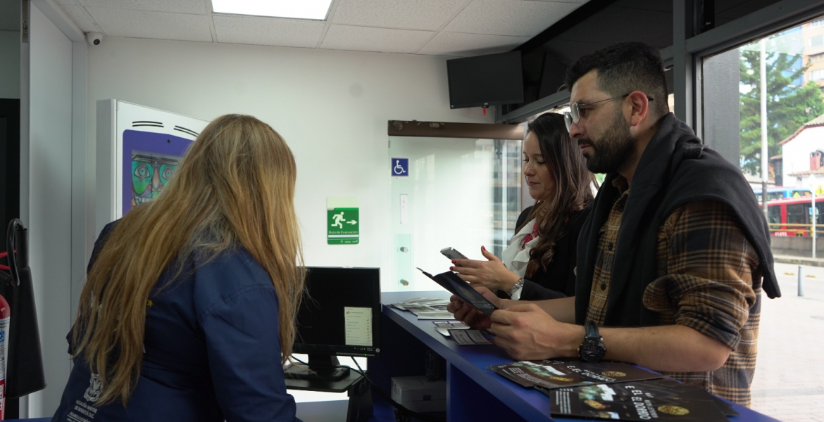 El IDT reabrió el Punto de Atención Turística - PIT en el Centro Internacional