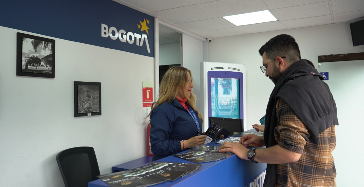 El IDT reabrió el Punto de Atención Turística - PIT en el Centro Internacional