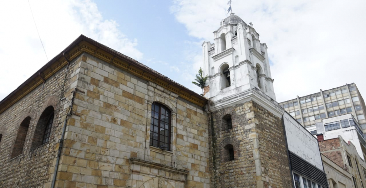Explora la espiritualidad y cultura de Bogotá en Semana Santa: Recorridos gratuitos por sus iglesias más emblemáticas