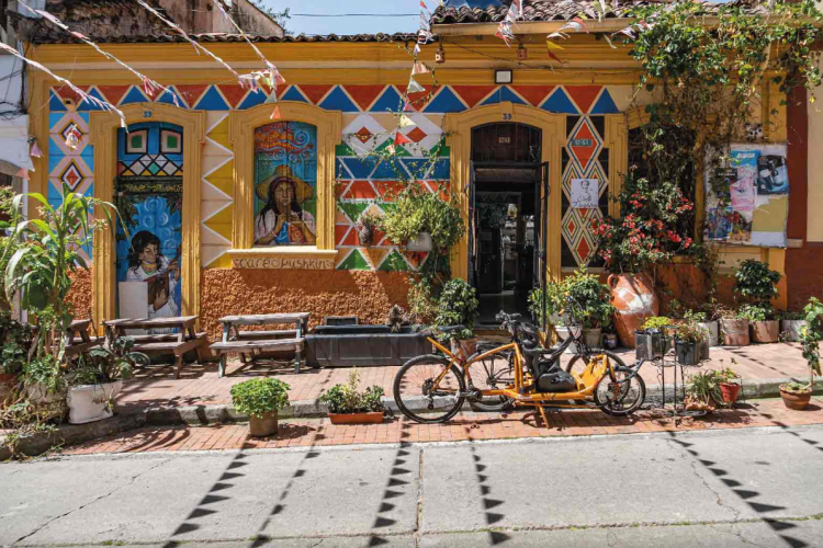 “Tesoros Escondidos del Turismo en las localidades” exposición fotográfica que realizará turismo Bogotá en la Plaza de Bolívar para conmemorar el Día Mundial del Turismo.