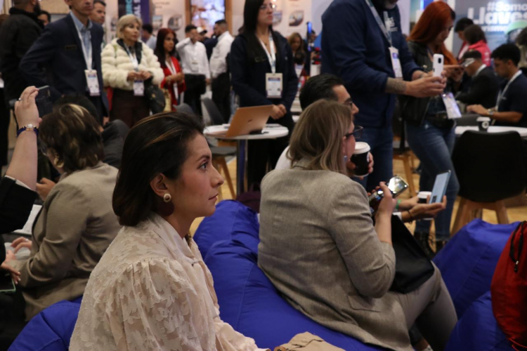 Bogotá refuerza su compromiso con un turismo accesible e inteligente en ANATO 2025