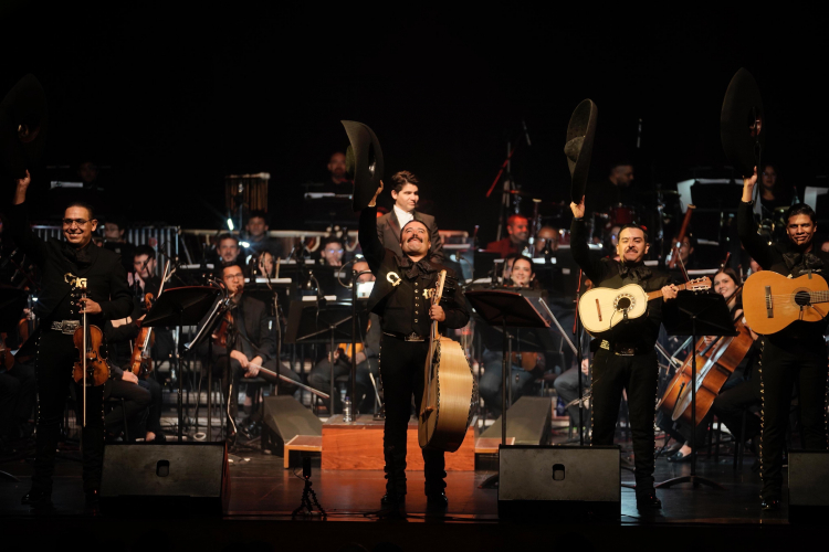 Mariachi Internacional de Guadalajara y la Orquesta Filarmónica rindieron sentido homenaje a Bogotá en sus 486 años de fundación