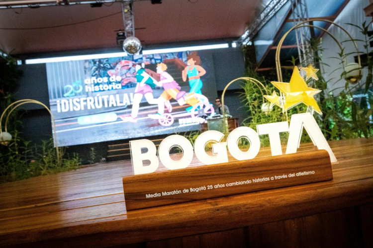Bogotá reconoce a la mmB por sus 25 años impulsando el turismo deportivo en la ciudad