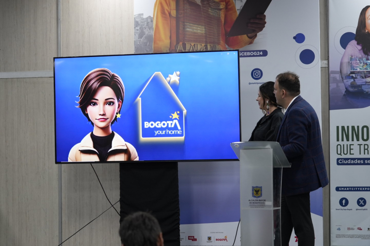 Oficina de turismo de Bogotá, primera entidad del país en utilizar IA generativa para mejorar la experiencia de turistas con nuevo ChatBot ‘Candelaria’