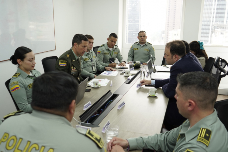Bogotá tendrá más policías de turismo en pocas semanas.