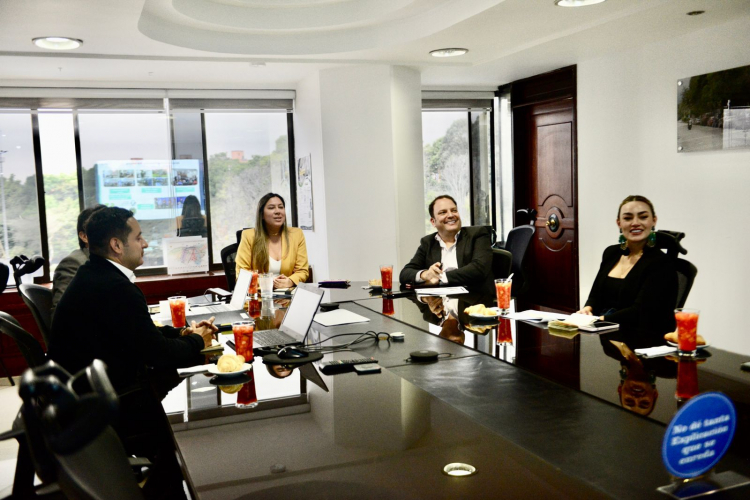 Entrenamiento a guías y posicionamiento de rutas multidestino en la Bogotá-Región, primeras decisiones de alianza IDT - Terminal