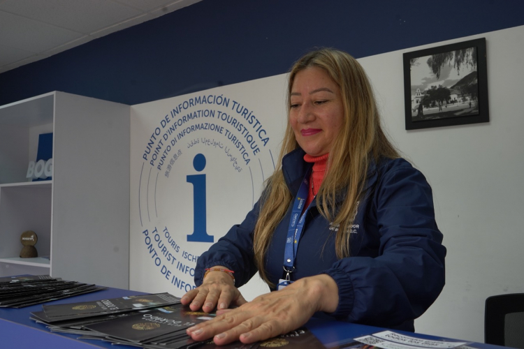 El IDT reabrió el Punto de Atención Turística - PIT en el Centro Internacional