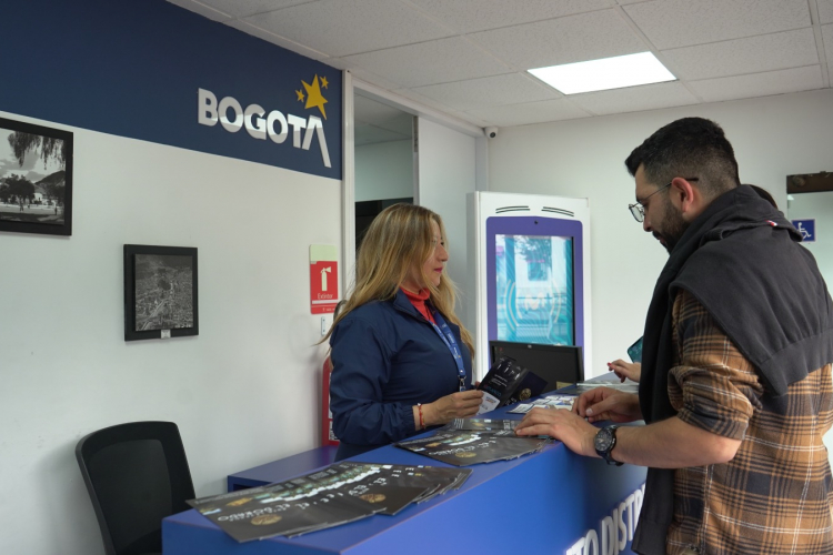 El IDT reabrió el Punto de Atención Turística - PIT en el Centro Internacional