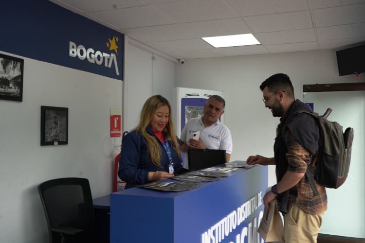 El IDT reabrió el Punto de Atención Turística - PIT en el Centro Internacional
