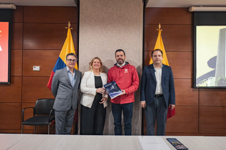 Alcalde Carlos Fernando Galán se reunió con la alcaldesa nocturna de Nueva York: Así fue el encuentro