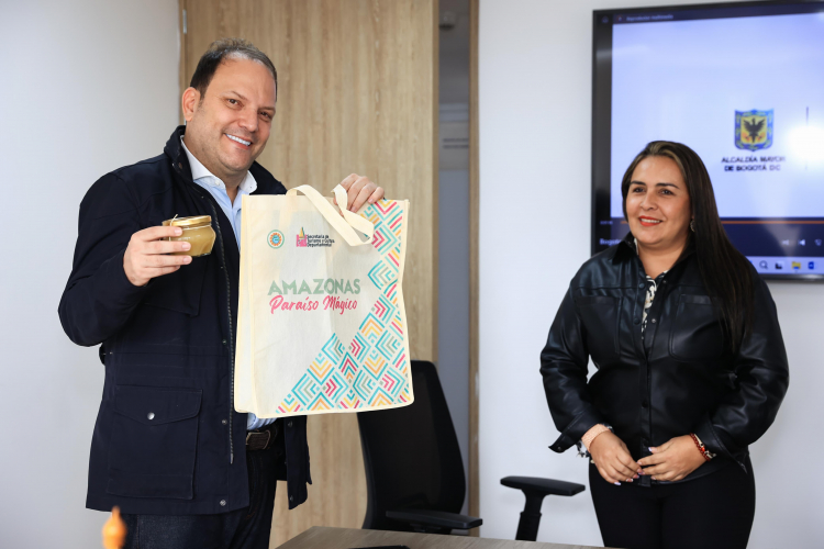 Bogotá y Amazonas estrechan lazos para impulsar el turismo multidestinos