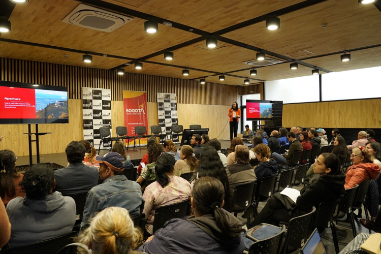 Turismo Bogotá participó en la cuarta fase de socialización del Plan Distrital de Desarrollo del sector económico en la alcaldía local de Kennedy