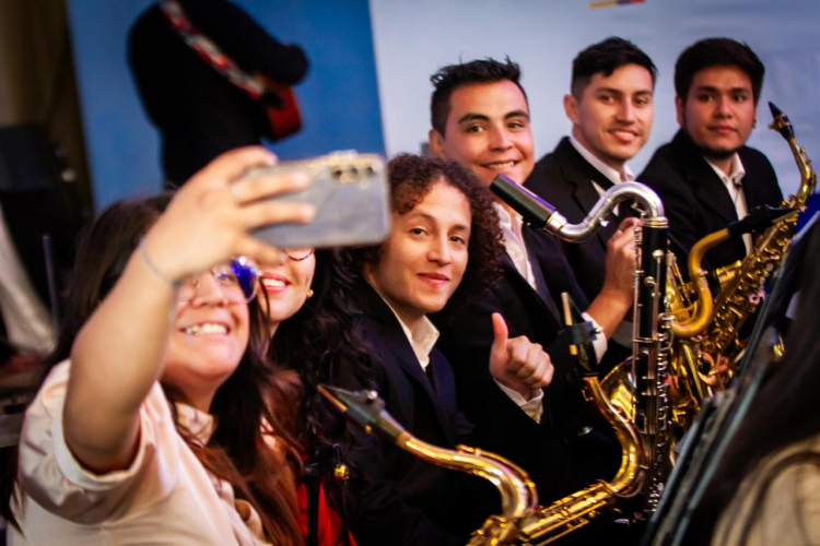Así suena Bogotá: el libro Bogotá, tu casa debuta en la FILBo 2025 con un lanzamiento musical que celebra los sonidos del turismo en la ciudad